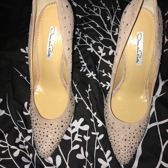 Oscar de la Renta Crystal Studded Wedges - Picture 8 of 8